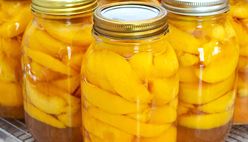 Canned Peaches